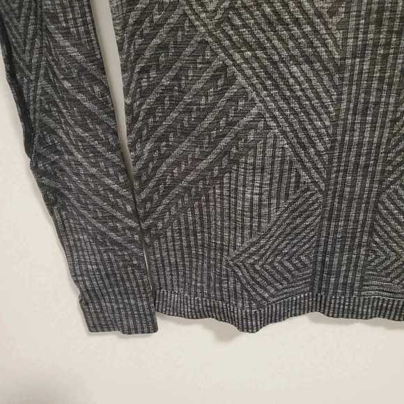 Lululemon Restless PulloverHeathered Black - Picture 4 of 8